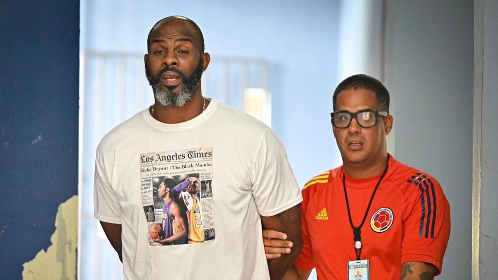  Arrestan a exbaloncelista e hija en residencial Llorens Torres 