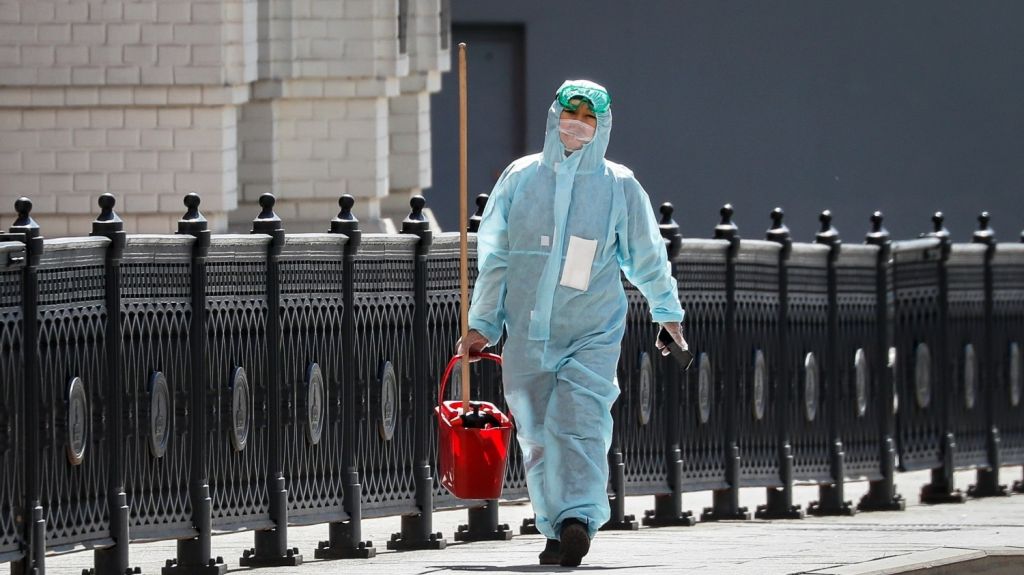  Los casos globales ascienden a 3,26 millones, sin indicios de ralentizaci&oacute;n 