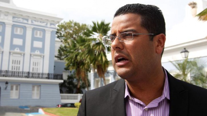 Agencias de Gobierno operaran normal este lunes ante el paso de Danny
                
