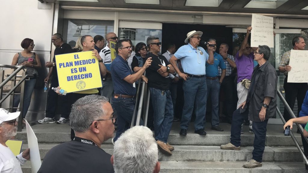  Síndicos del Sistema de Retiro de la AEE demandan al gobernador  