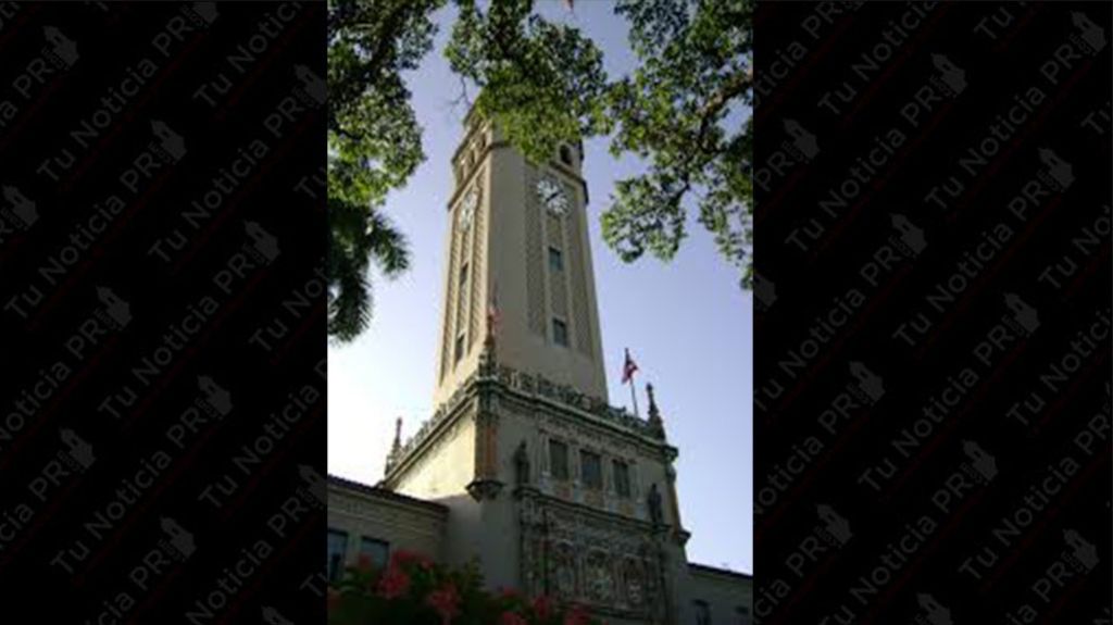  Universitarios presentan propuestas para enmendar la Ley Org&aacute;nica de la UPR 