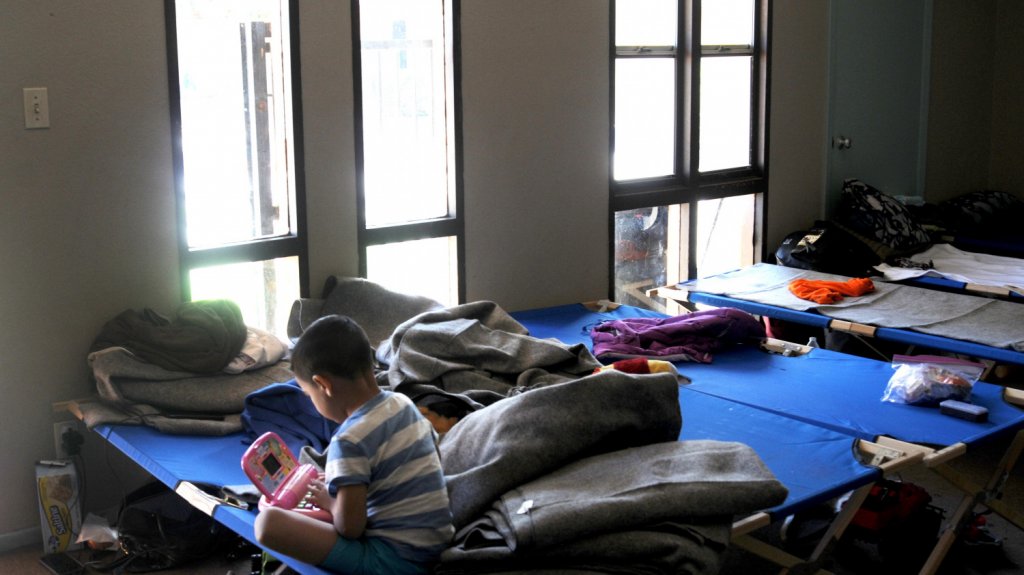  M&aacute;s de mil ni&ntilde;os inmigrantes ser&aacute;n enviados a refugios en la frontera norte EEUU 