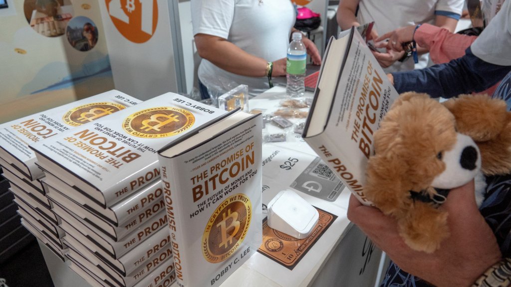  La Conferencia Bitcoin 2021 saluda el auge y &ldquo;moralidad&ldquo; de la moneda virtual 