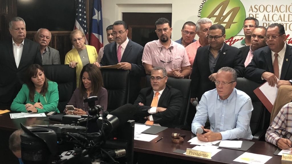  Aseguran municipios son m&aacute;s eficientes que el gobierno central 