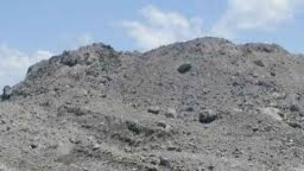  Exigen a AES aceptar su responsabilidad por contaminaci&oacute;n de acu&iacute;fero con cenizas 