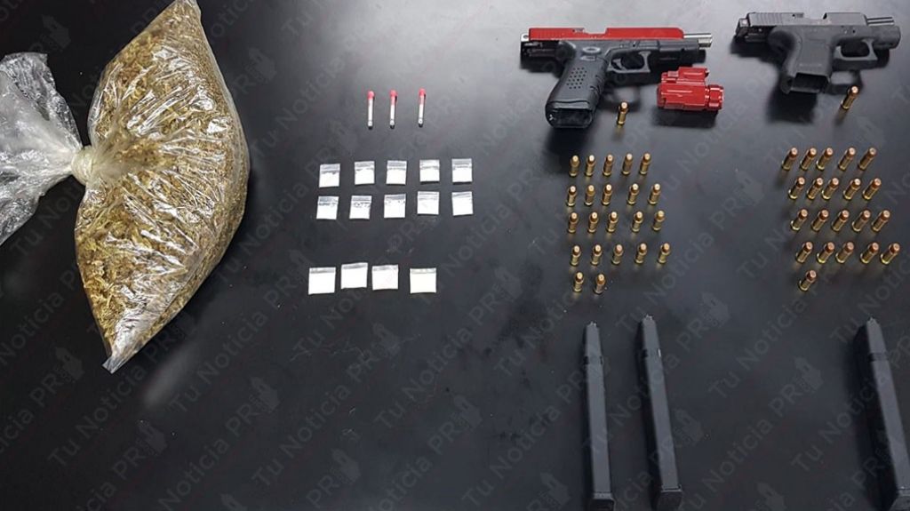 Ocupan armas y drogas en residencial de Carolina luego que se registrara intenso tiroteo 