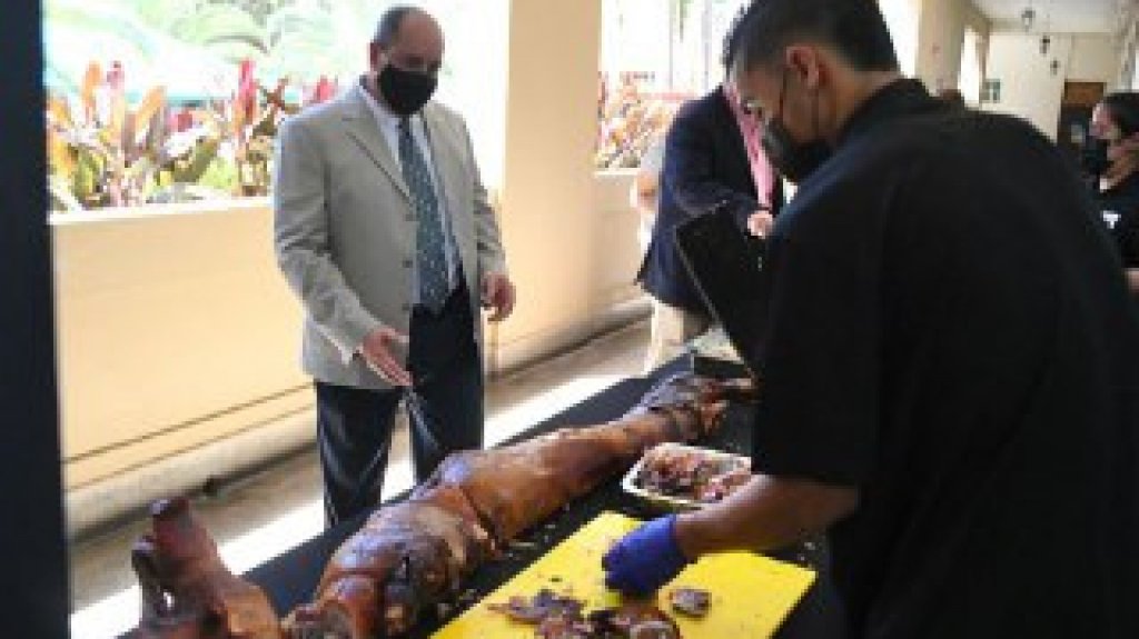  Lanzan campa&ntilde;a para garantizar el consumo de carne de cerdo ciento por ciento del pa&iacute;s bajo el sello &ldquo;Lechonera Certificada&rdquo; 