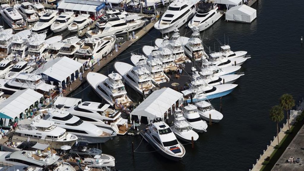  Comienza en Florida la mayor feria n&aacute;utica del mundo en medio de la pandemia 