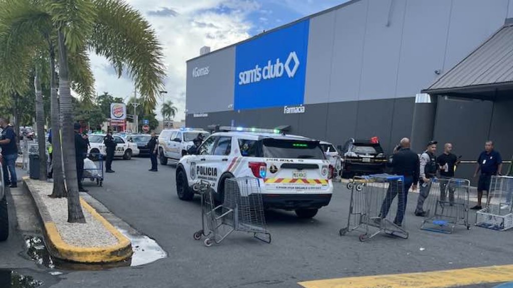  Video: Mujer muere mientras guardaba su compra en Sams de Carolina 