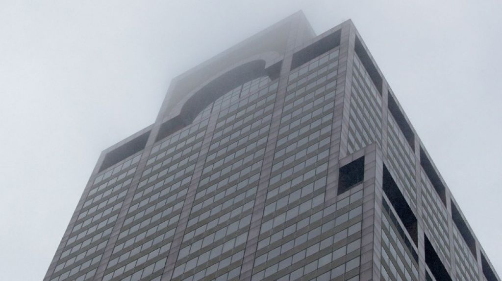  Video: Se estrella un helic&oacute;ptero contra un edificio de 54 pisos en Nueva York 