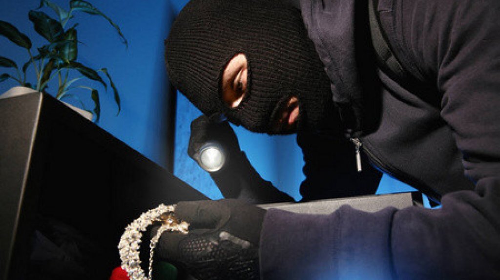  Roban seis mil d&oacute;lares en joyas de una residencia en R&iacute;o Piedras 