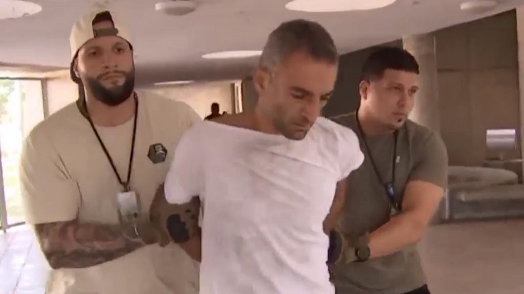  Hombre acusado de asesinar a dos hermanos en el Centro Judicial de Caguas enfrenta múltiples cargos 