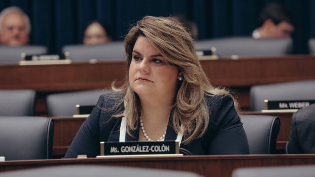  Republicanas escogen a Jenniffer Gonz&aacute;lez como su presidenta 