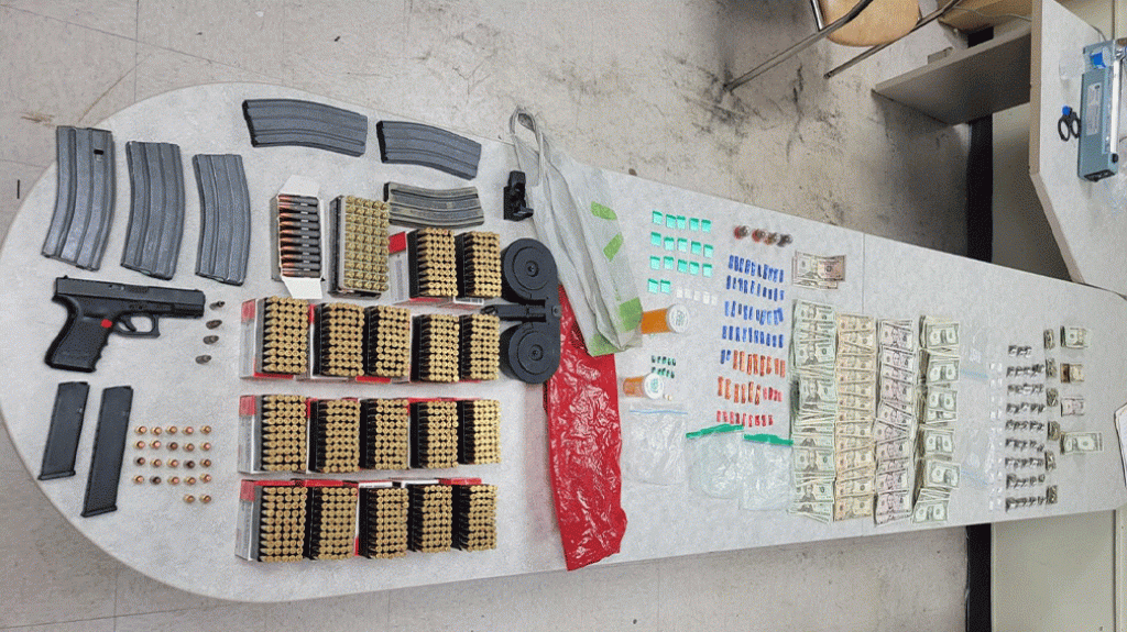  Arrestan varias personas con drogas y ocupan arma de fuego en Arecibo y Barceloneta 