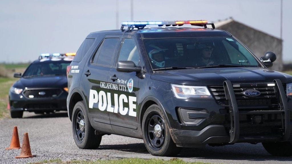  VIDEO: Polic&iacute;a dispara a un adolescente de 14 a&ntilde;os por creer que llevaba un arma en EE.UU. 