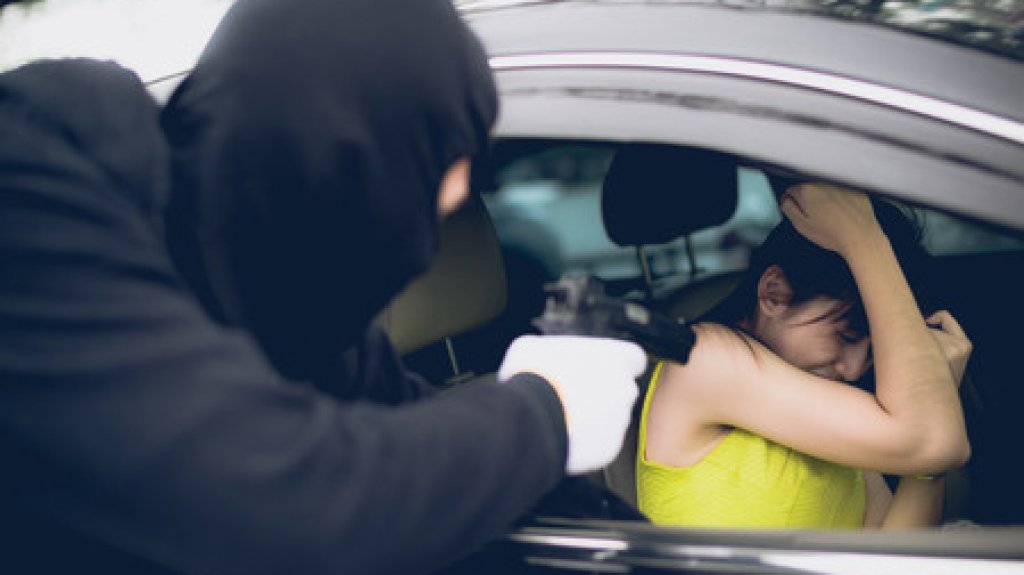  Roban por carjacking a una conductora en Cayey 