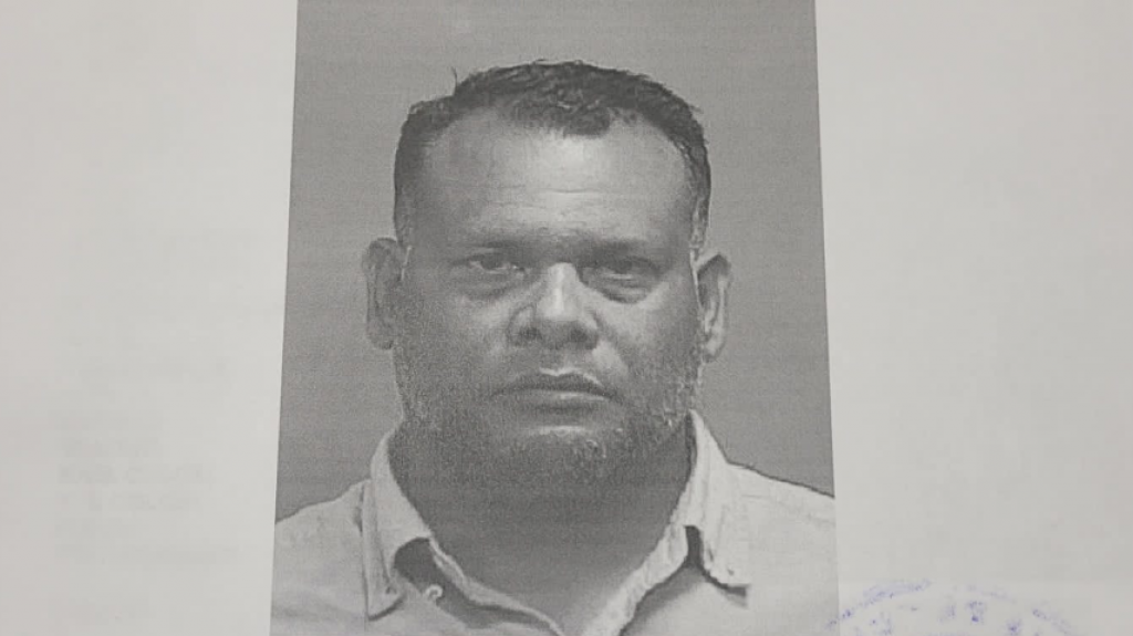  Contratista &ldquo;fatulo&ldquo; de Juana Diaz enfrenta cargos tras incumplir contrato de remodelaci&oacute;n 