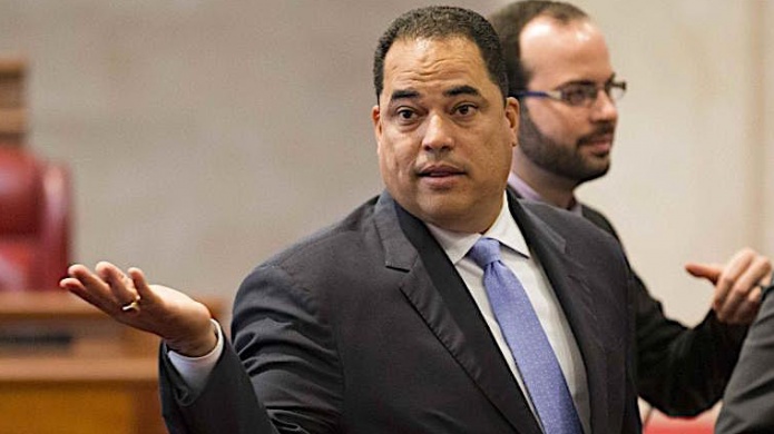 Carmelo RÃ­os admite violaciÃ³n de ley en el caso de su comitÃ© de campaÃ±a