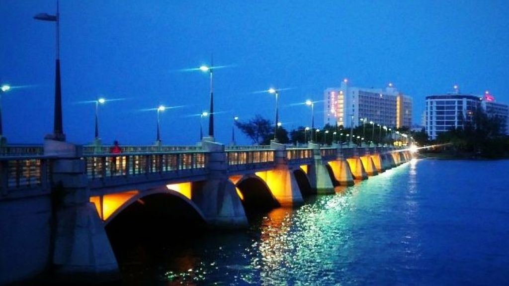  Accidente grave con motorista en el Puente Dos Hermanos 
