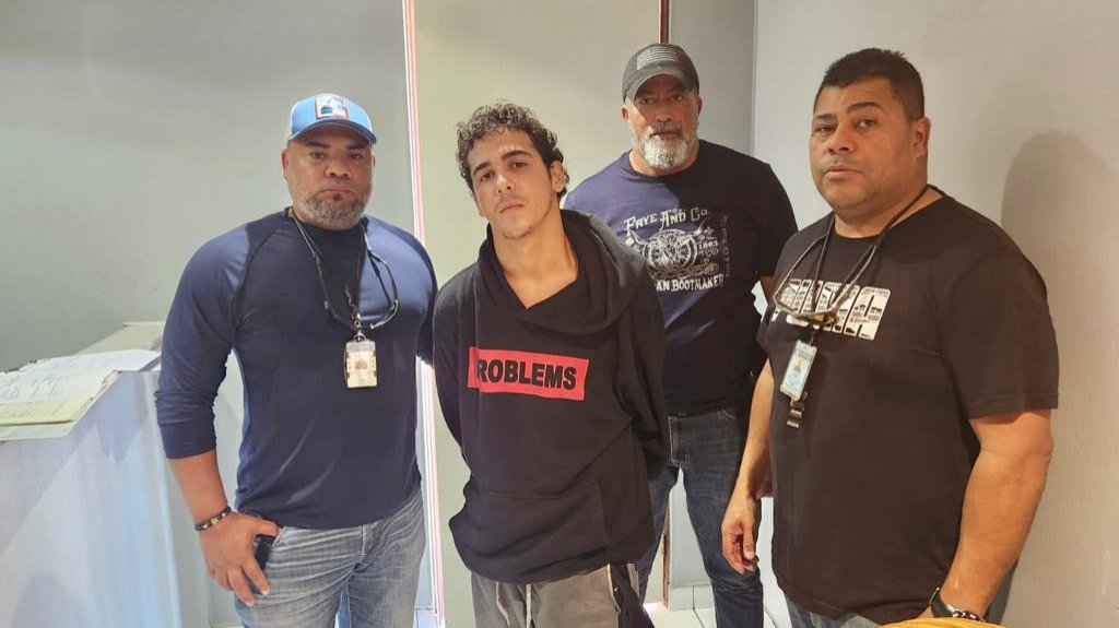  Arrestan a &ldquo;Chipote&rdquo; en motel de Cidra fugitivo que se quit&oacute; el grillete 