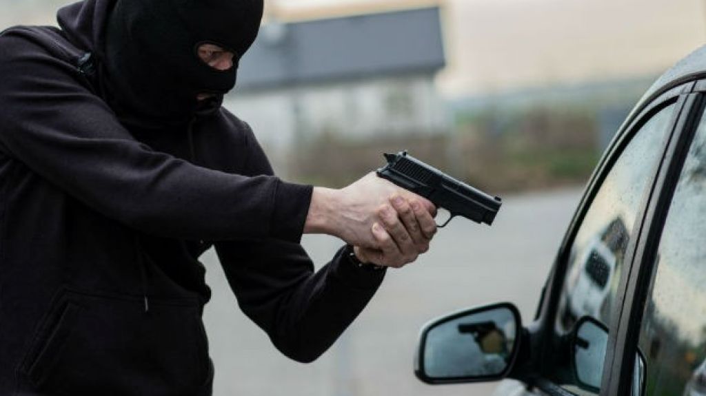  Le hacen &ldquo;Carjacking&rdquo; a mujer frente a su residencia en Carolina 