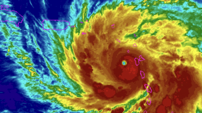 MarÃ­a continÃºa rumbo a nuestra zona como un poderoso huracÃ¡n categorÃ­a 5.