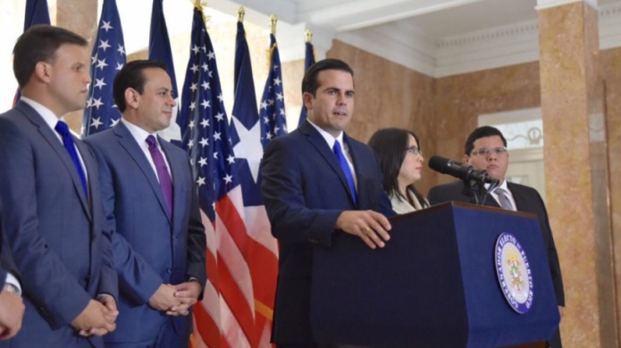 Asume las riendas de Puerto Rico Ricardo RossellÃ³ Nevares ante un doble desafÃ­o: superar la crisis y buscar la estadidad