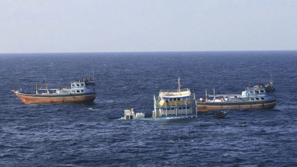  Embarcaciones iran&iacute;es intentan interceptar un petrolero brit&aacute;nico, seg&uacute;n EEUU 