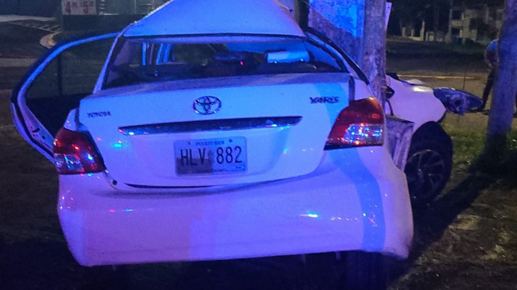  Muere joven de 18 a&ntilde;os en accidente de auto en Hatillo 