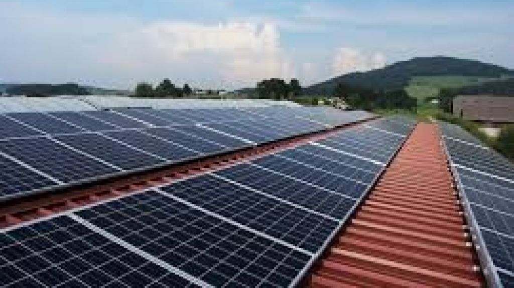  Anuncian alianza para orientar sobre la compra adecuada de sistemas de energ&iacute;a renovable 