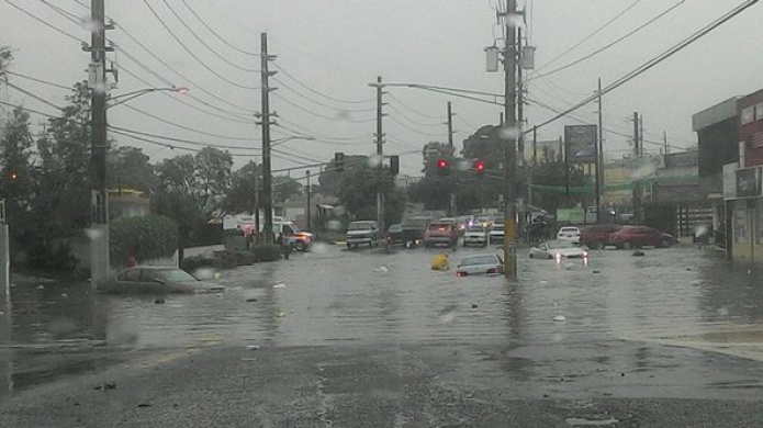 Caos en Caguas por lluvias torrenciales, TapÃ³n y mÃ¡s TapÃ³n imÃ¡genes 
