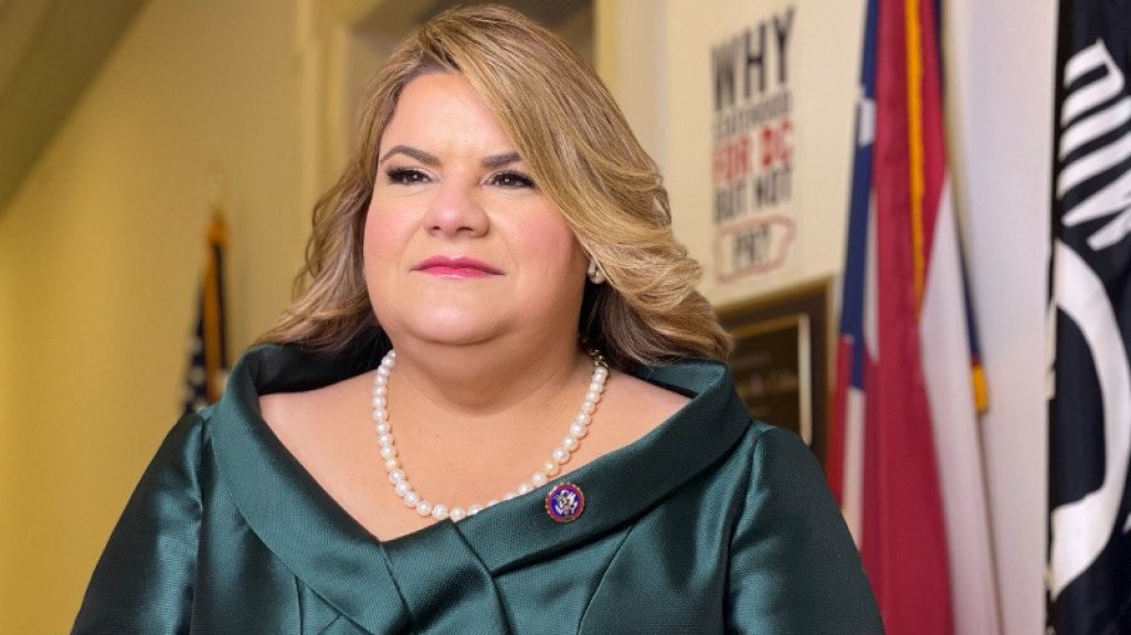  Jenniffer Gonz&aacute;lez presenta legislaci&oacute;n para combatir la pobreza 