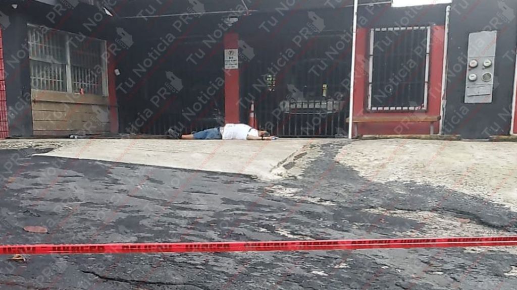 Video: Asesinan de varios disparos a un hombre en Gomera de Guaynabo 