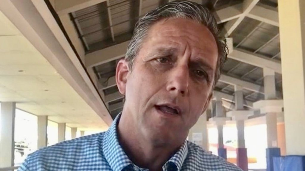  Alcalde de Coamo truena contra Autoridad de Acueductos y Alcantarillados 