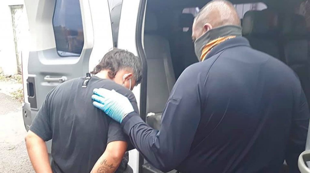  Arrestan a hombre por Agresi&oacute;n Grave y Ley de Armasen Naranjito 