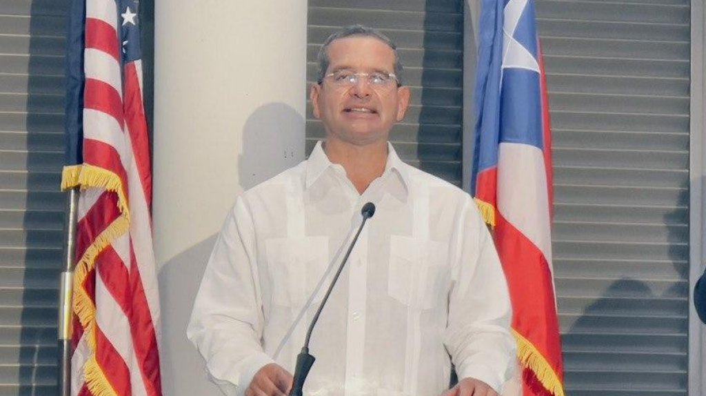  Gobernador seguir&aacute; obligando el refuerzo contra el COVID-19, en anticipo a la OE que se anunciar&aacute; la semana que viene 