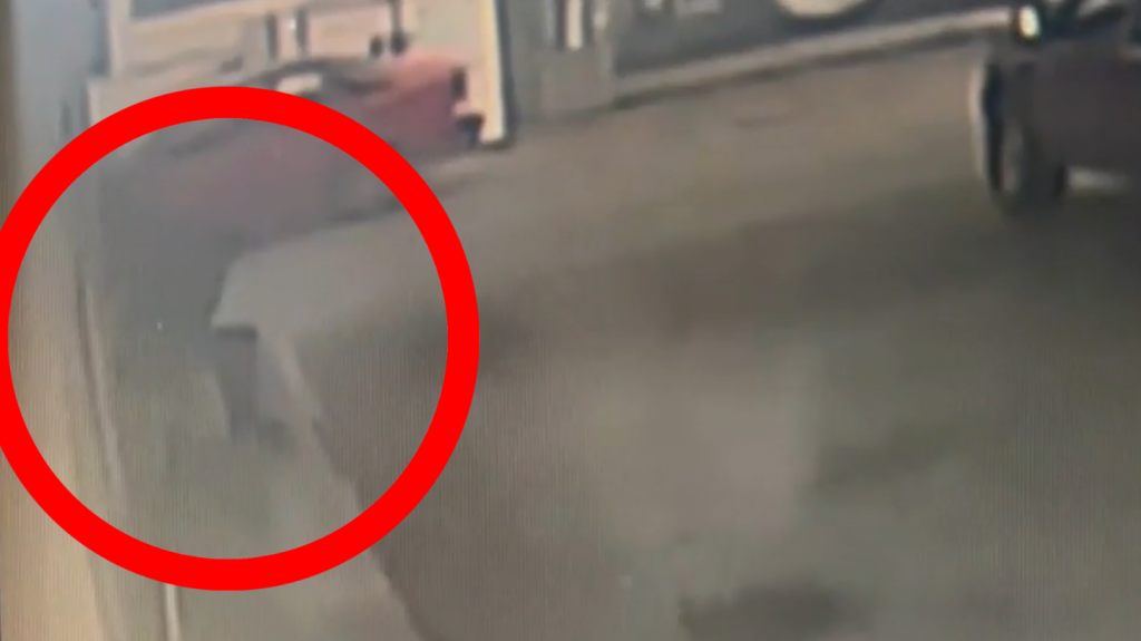  En video momento que acribillan a tiros a un hombre en Gasolinera de Morovis 