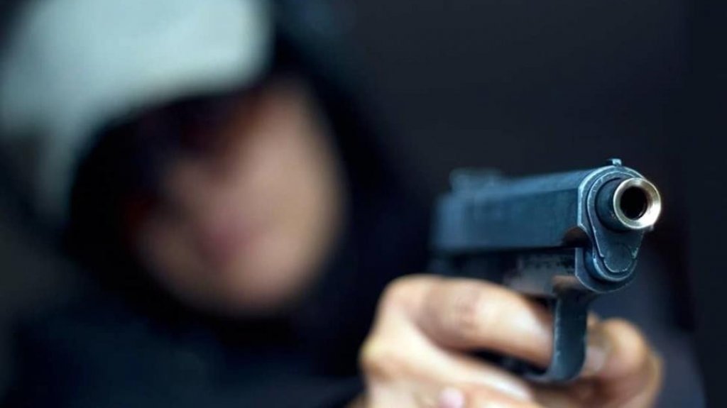  Reportan carjacking en gasolinera de Bayam&oacute;n 
