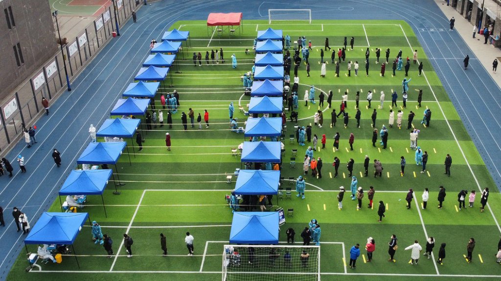  China realiza pruebas de covid a los 14 millones de habitantes de un municipio tras detectar 20 positivos 