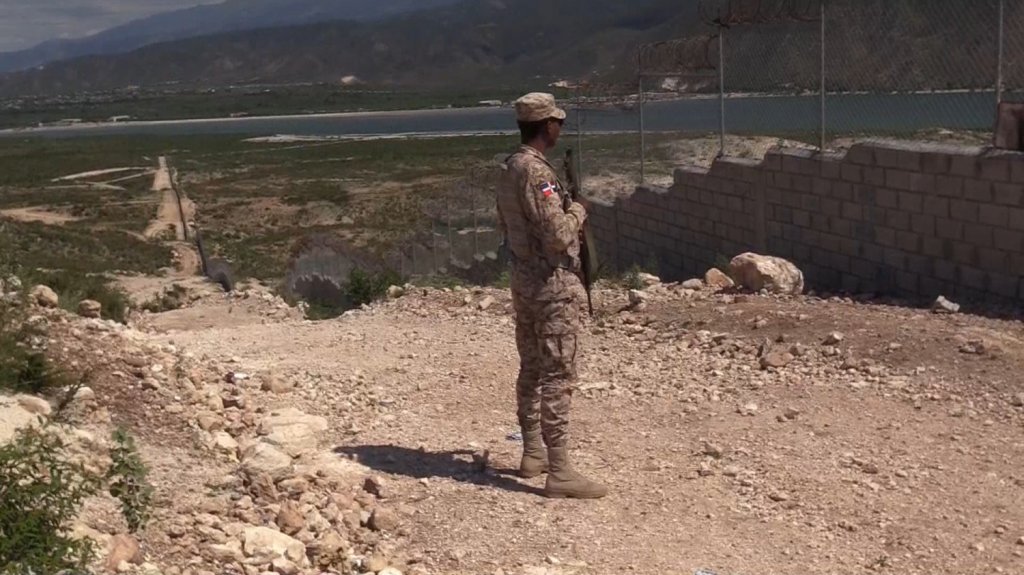  R.Dominicana ya ha construido 23 km de verja en la frontera con Hait&iacute; 