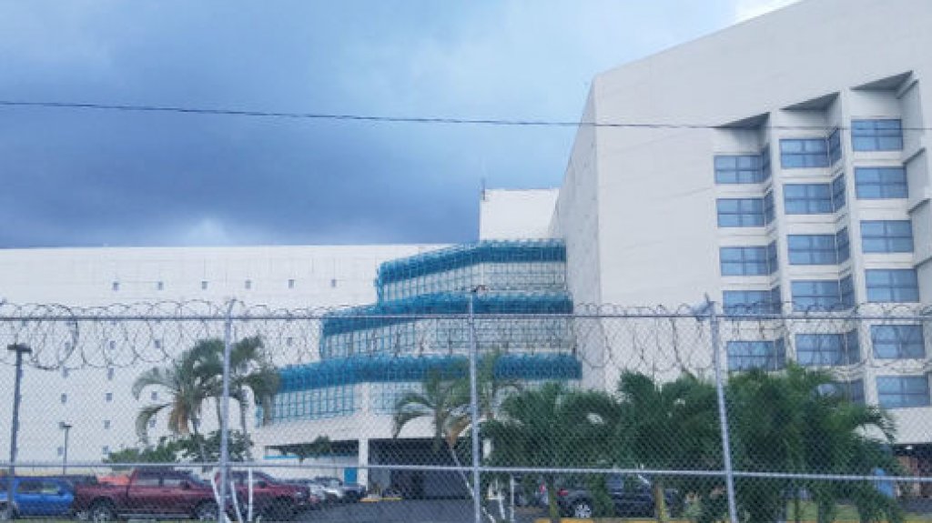  Reportan m&aacute;s reclusos con Covid-19 en la c&aacute;rcel federal, donde est&aacute;n a la espera de resultados de pruebas a m&aacute;s de 50 confinados 