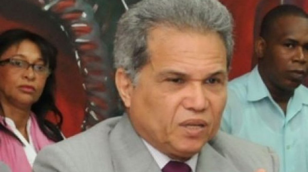  Colegio Médico Dominicano advierte que la celebración de las fiestas navideñas provocaría “una explosión” de casos Covid-19 y recomienda además no iniciar el año escolar 