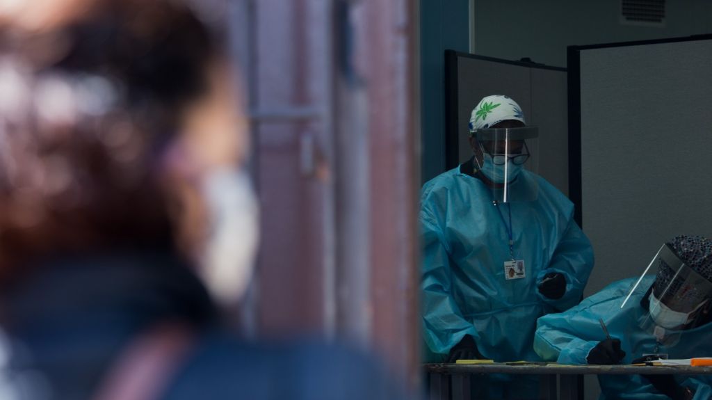  EE.UU. supera los 94.600 fallecidos y 1,57 millones de contagios por COVID-19 