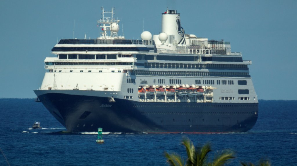  El gremio internacional de cruceros alarga hasta 2021 el paro por la pandemia 
