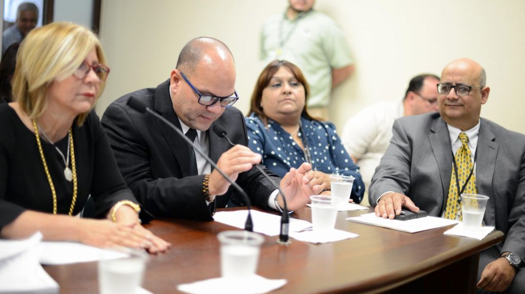  Medida del presidente cameral investiga la infraestructura de las telecomunicaciones ante cercan&iacute;a de la temporada de huracanes 