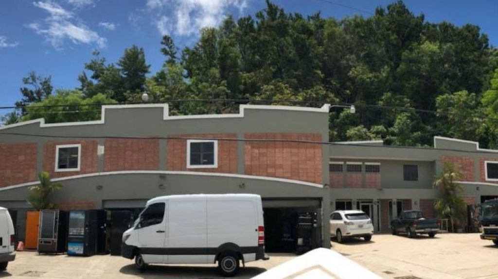  Roban m&aacute;s de $7 mil en establecimiento en Dorado 