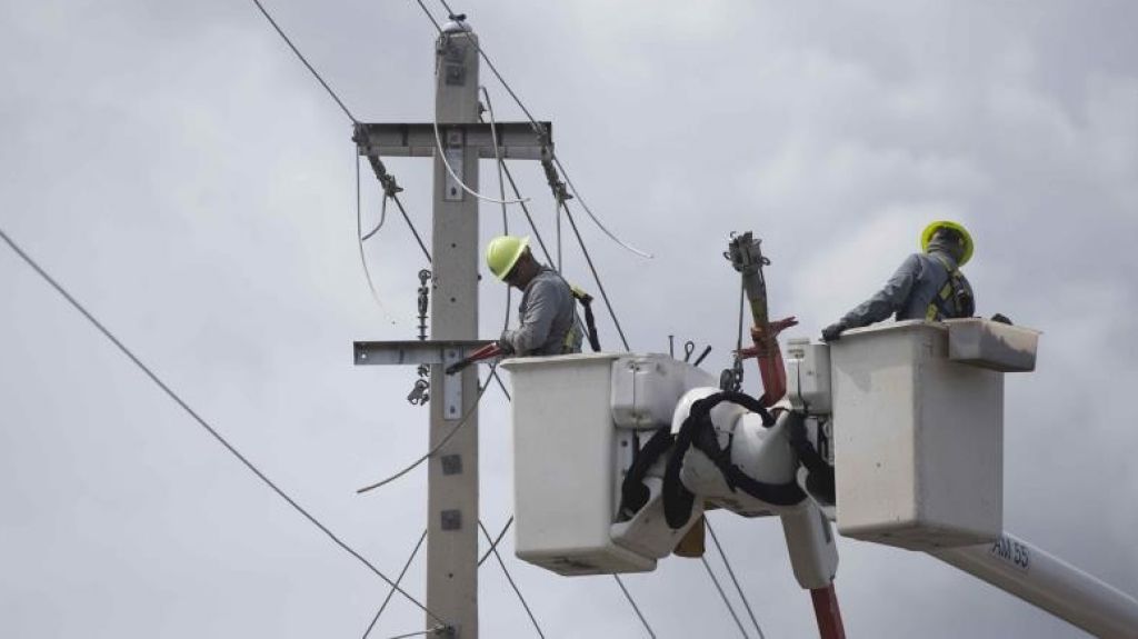  AEE dice intensificar&aacute; trabajos en Utuado y sectores de la regi&oacute;n de Arecibo 