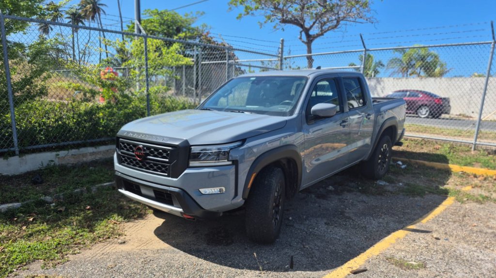  Municipales de Hatillo recuperan una guagua robada luego de una persecuci&oacute;n 