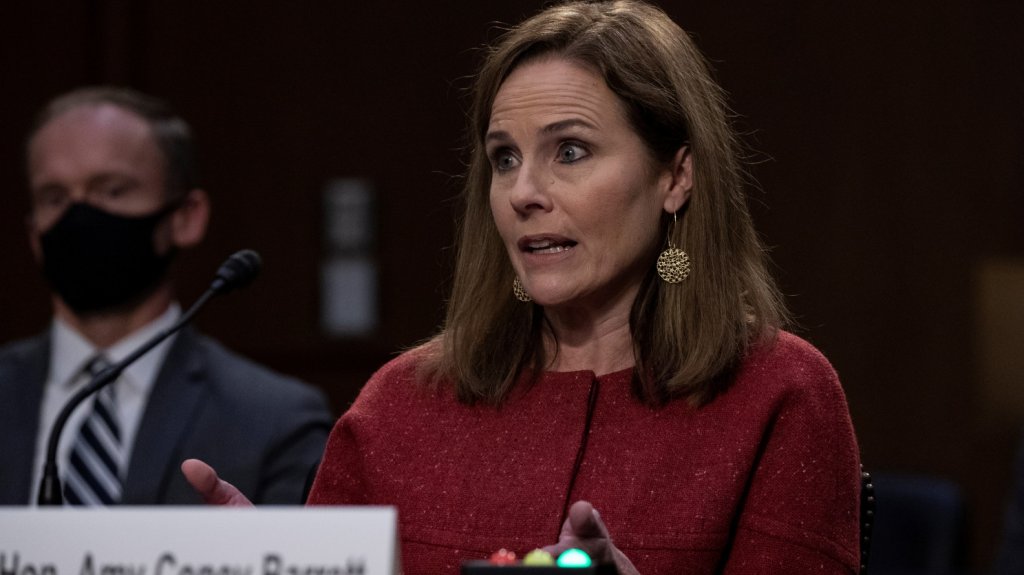  La jueza de Trump evita pronunciarse sobre el aborto, las armas y la religi&oacute;n 