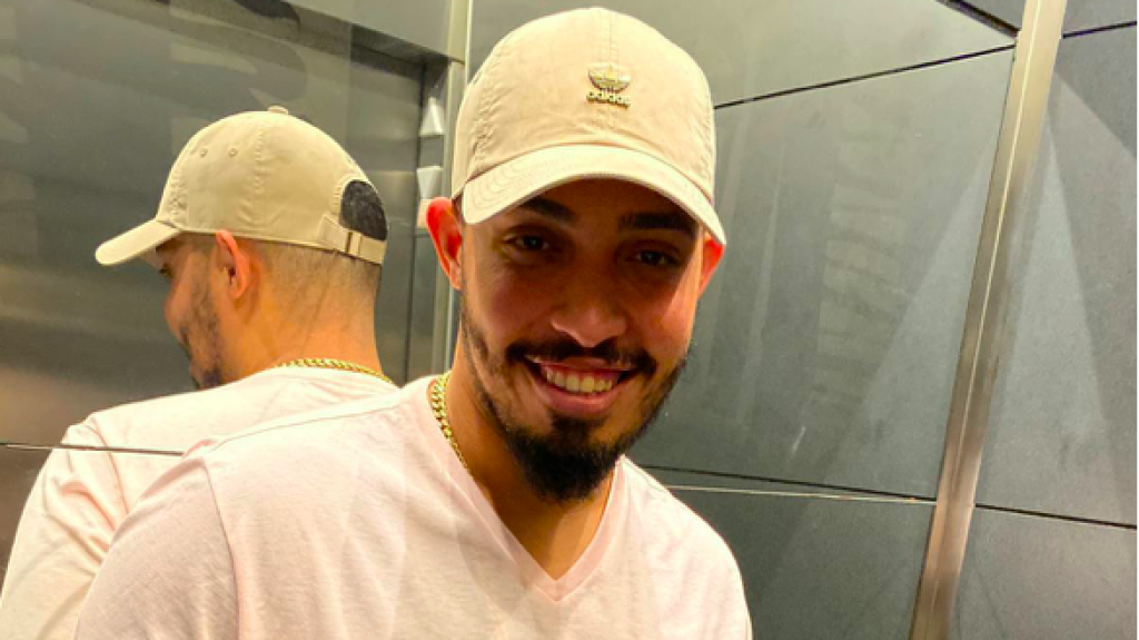  Expiden orden de arresto contra sujeto por violencia dom&eacute;stica 